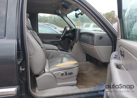 2005 GMC Yukon Slt z USA, uszkodzony, nr VIN 1GKEC13T35R149325